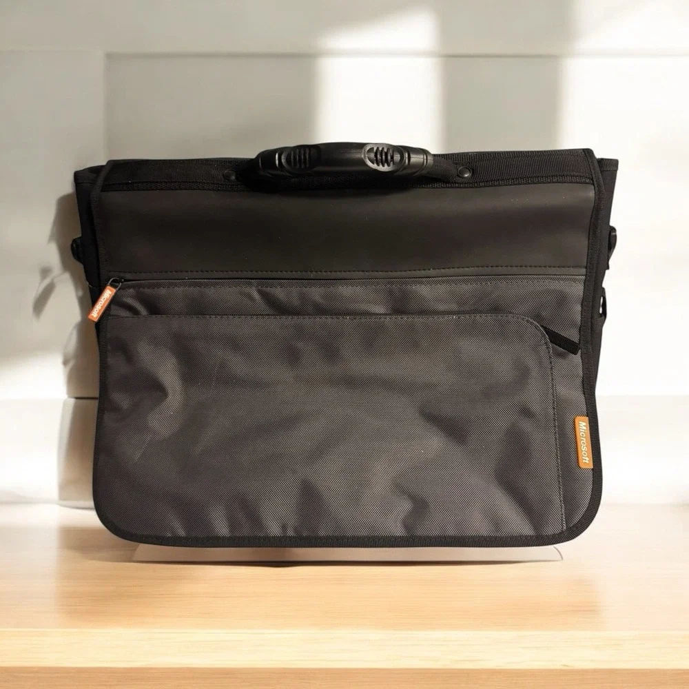 Microsoft Impact Messenger Bag‎ for 17.3